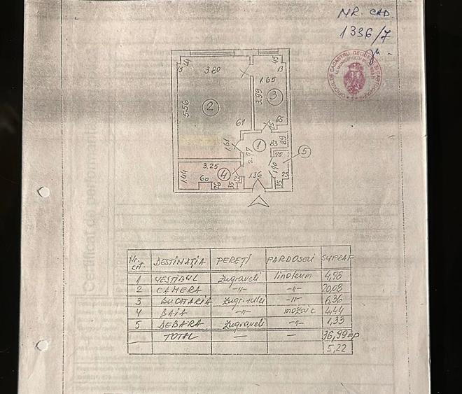 Garsonieră decomandată în 13 Septembrie