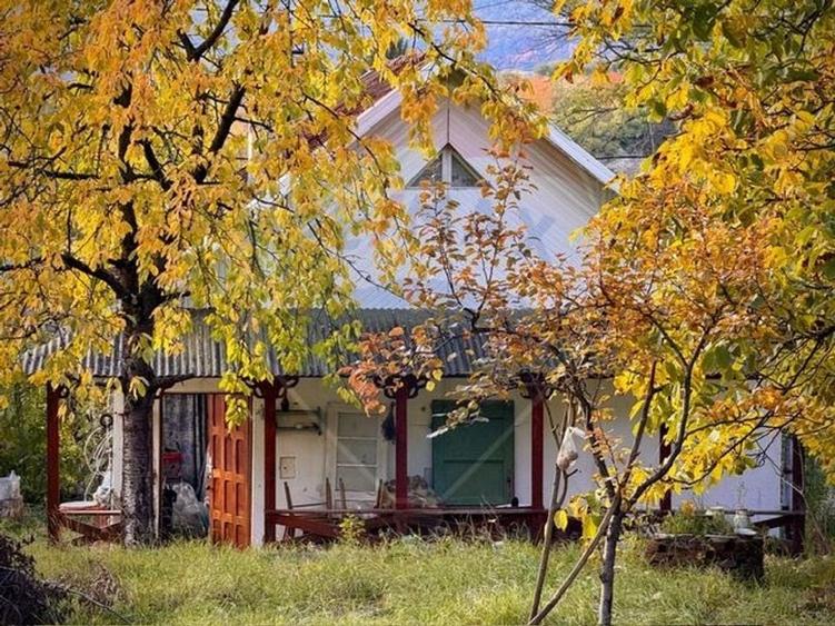 Casa / Vila cu 2 camere de vanzare - 4