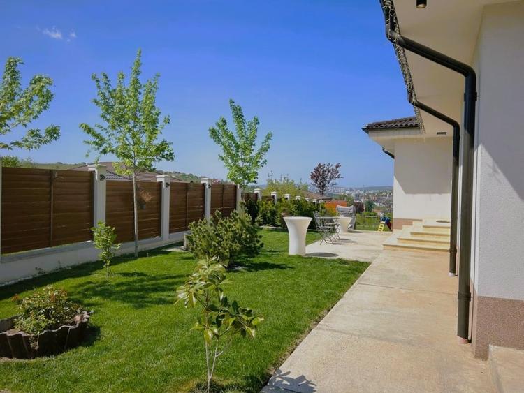 Vila in Stil Mediteranean in cartierul Bucium - 4