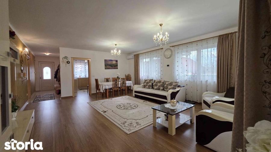 Casa De Excep?ie+Afacere Garantata la Cheie. In Cihei com. Sanmartin - 10