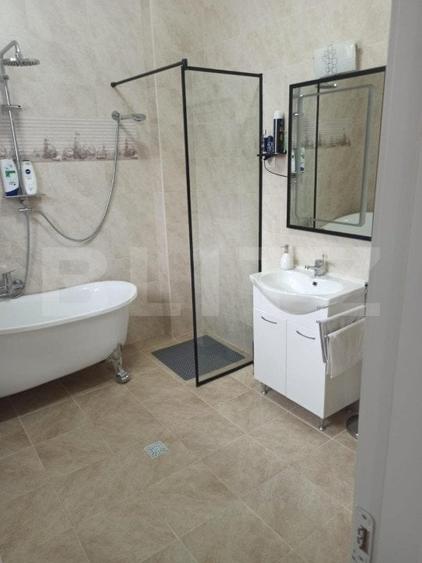 Doua Case + 2 Spatii Comerciale, 440 mp Utili – pe Str. Libertatii! - 15