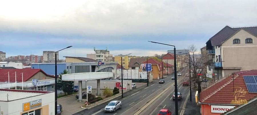 Spatiu comercial/birouri de inchiriat in zona Ultracentrala - Oradea - 9