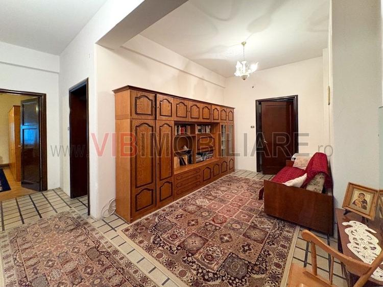 UNIRII-MIRCEA VODA, apartament in vila interbelica, 6 camere, 190 mp - 8
