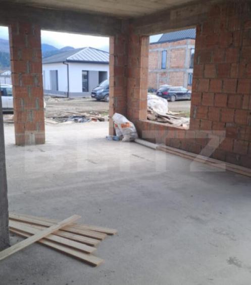 Casa individuala 4 camere Cristian,casa la rosu! - 15