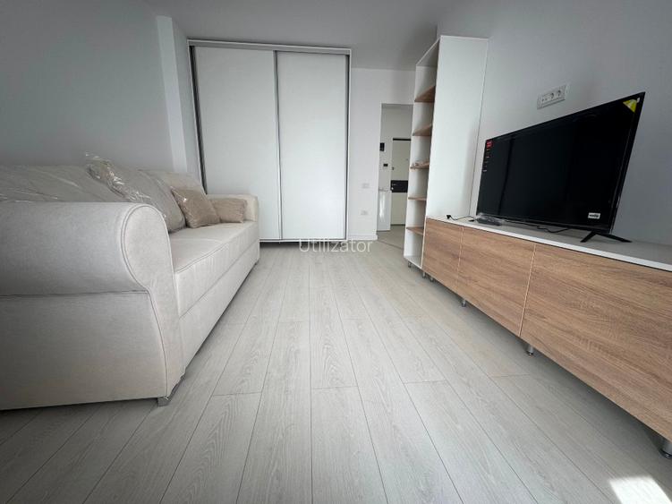 PRIMA INCHIRIERE! Garsoniera decomandata la 3 minute de Metrou Berceni