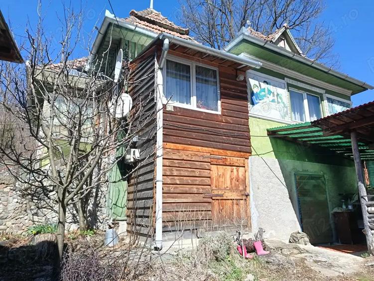 Casa de vanzare Muntele Baisorii - 1