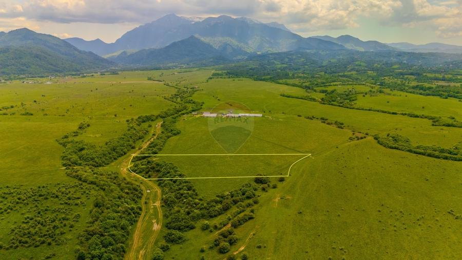 Teren 10,800mp Rasnov / Drumul DN73 - 1