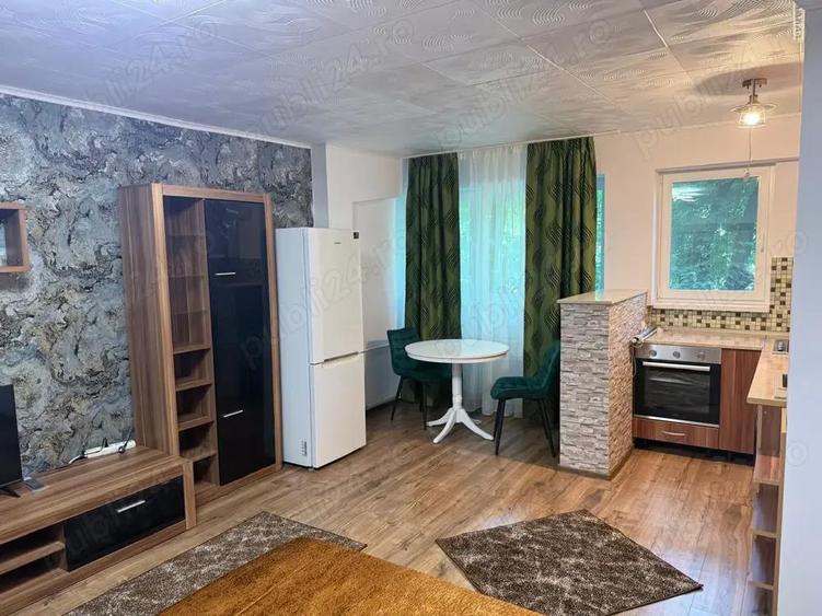 Inchiriez garsoniera langa metrou - 1