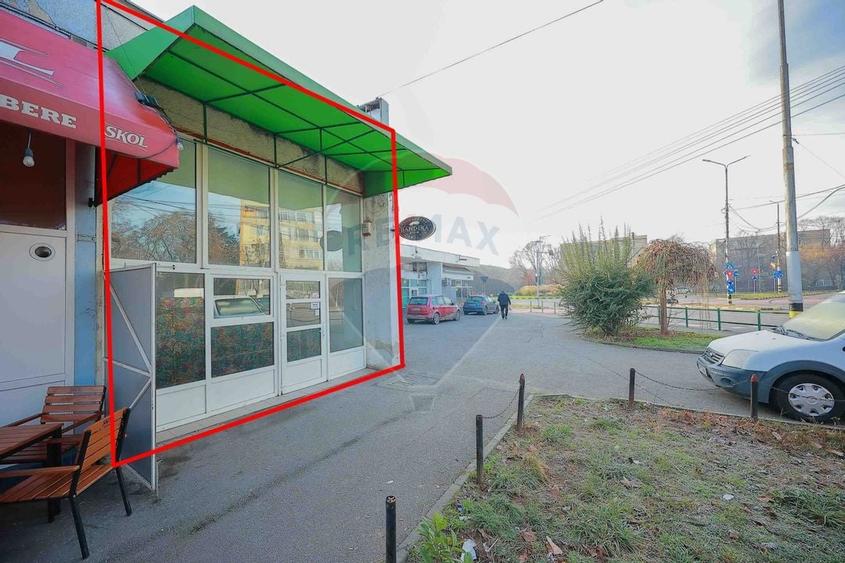 De vanzare spatiu comercial 61,80mp, in zona Bdul Dacia - 8