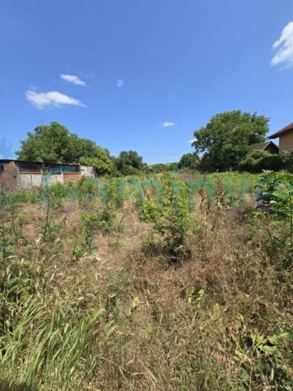 Teren intravilan plan, de 2000mp de vanzare,Zona Episcopia,Oradea - 1