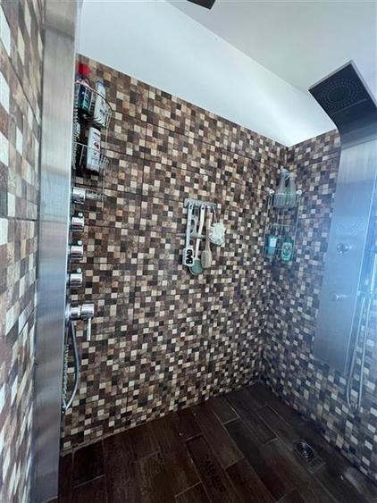 Oferta inchiriere penthouse zona Armeneasca / Strada Toamnei - 30