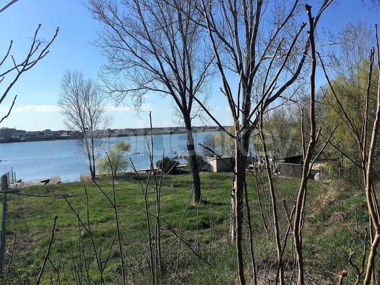 Teren universitate 1583mp - 3