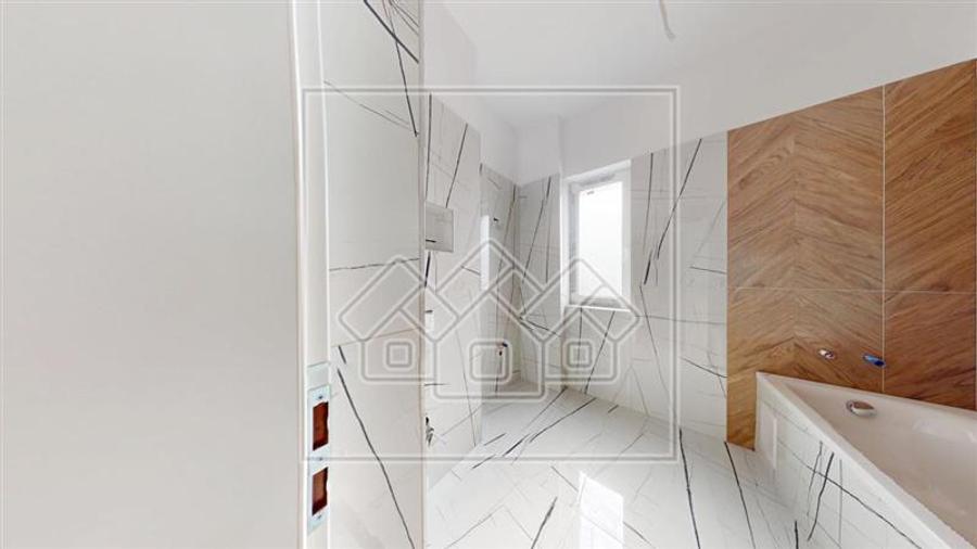 Apartament de vanzare in Sibiu - 3 camere, 2 bai, decomnadat - 4