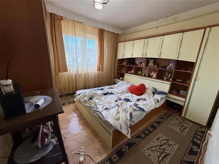 Mioritei- Energiei - 2 camere decomandate - 5