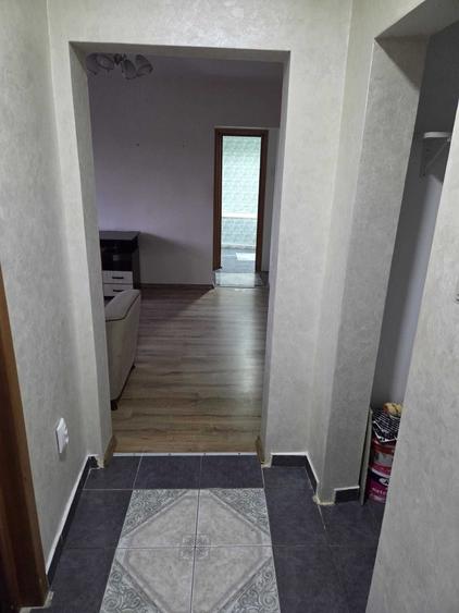 Apartament cu 2 camere semidecomandat în Mazepa 1