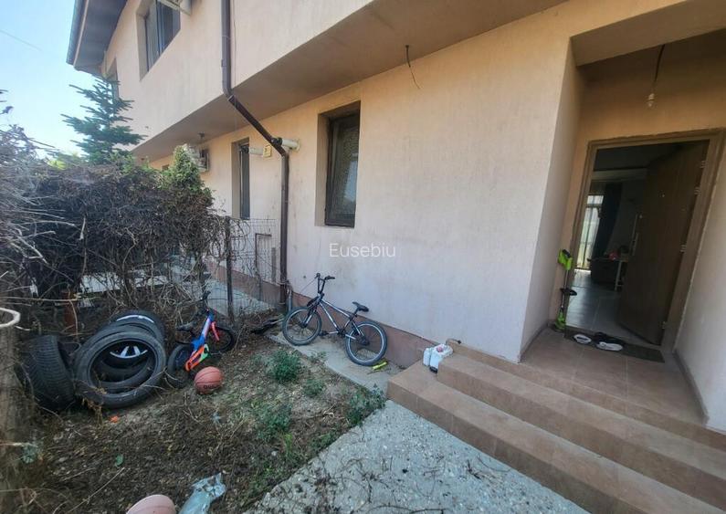Casa cu 3 camere | Zona excelenta | Strada asfaltata Casa cu 3 camere | Zona excelenta | Strada asfaltata
