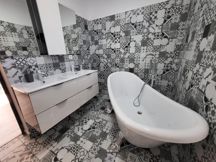 Vila deosebita mobilata si utilata disponibila imediat - 28