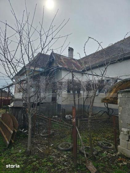 Casa batraneasca cu teren generos, in localitatea Dedrad la 10 km - 7