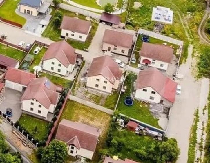 Casa moderna, 3 dormitoare, birou 135, mp utili, teren 423 mp - Halchiu, Brasov