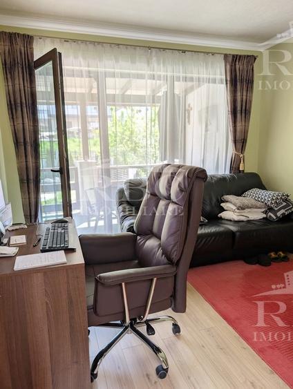 Casa cuplata finisata cu teren 300 mp Floresti str. Narciselor - 31