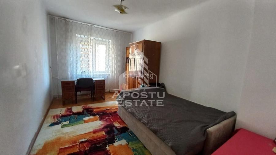 Apartament cu 2 camere decomandat, mobilat în Central