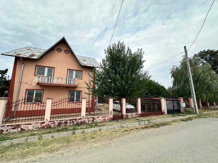 Oportunitate: Casa P+1 constructie dupa 2006 structura beton, curte foarte mare - 4