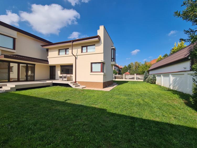 OMNIA-Proprietati alese! Vila de lux, in Baneasa. Confort, spatiu, intimitate. - 9