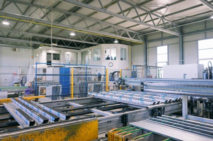 Vand HALA METALICA cu productie si BIROURI - 4