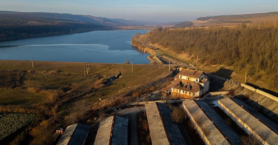 Fosta Ferma a Partidului de la Horgesti - de vanzare - 15