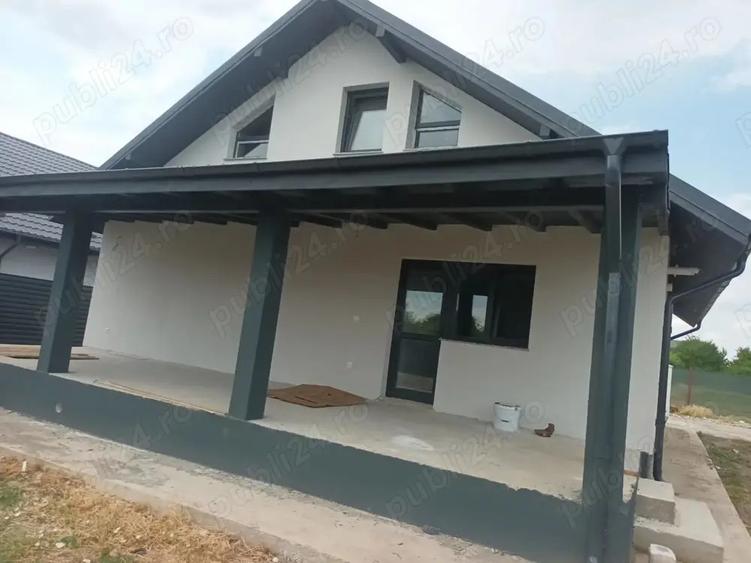 vind casa in holboca - 1