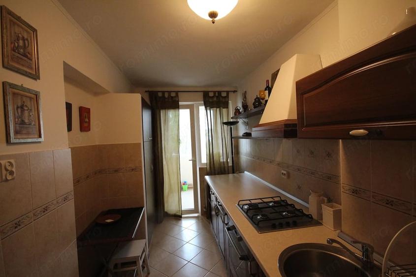 Apartament cu 3 camere decomandat în Circumvalațiunii
