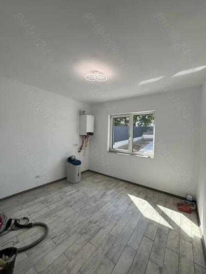 Casă cu Teren 600 Mp în Horia