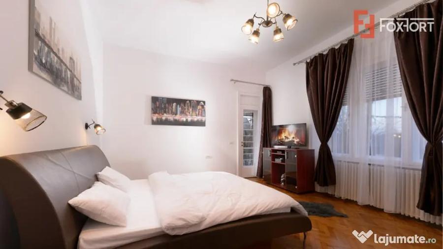 Apartament cu 4 camere, mobilat în Central
