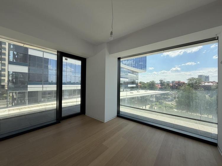 Apartament cu 3 camere decomandat în Floreasca