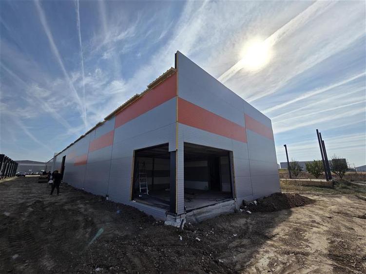 Spațiu industrial, de 520 mp, în Central