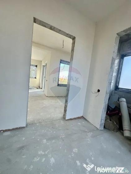 Casă cu 7 camere cu Teren 350 Mp în Sălicea