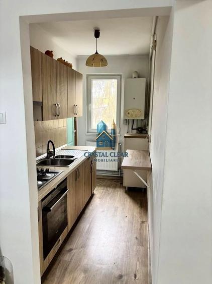 Apartament cu 3 camere decomandat în Dâmbu Pietros