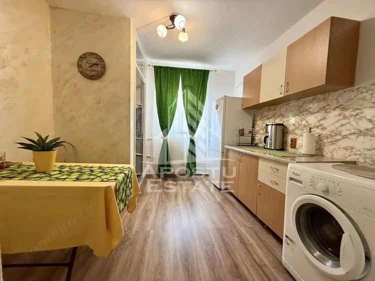 Apartament cu 2 camere semidecomandat în Complex Studențesc
