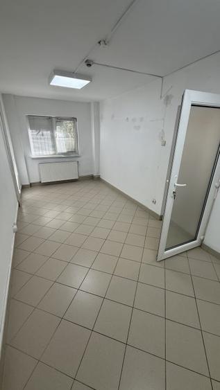 Spațiu comercial, de 81.389999389648 mp, în Mănăștur