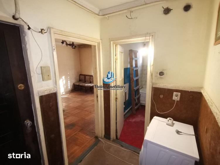 Apartament cu 2 camere decomandat în Precista