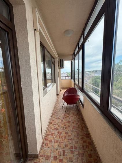 Apartament cu 5 camere semidecomandat, mobilat în Domenii