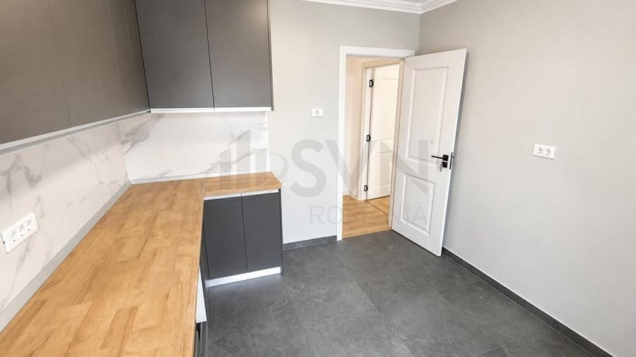 Apartament cu 3 camere semidecomandat în 1 Mai