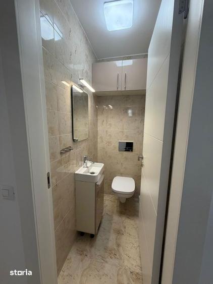 Apartament cu 3 camere decomandat, mobilat în Tei