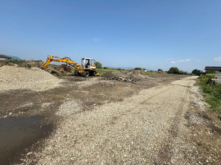 Teren agricol intravilan de 4700 mp, în Stupini