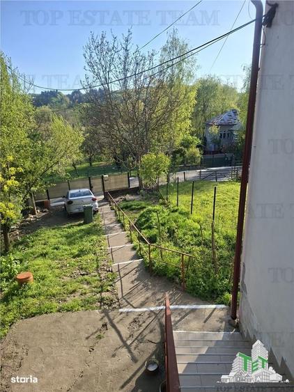 Casă cu 4 camere în Central