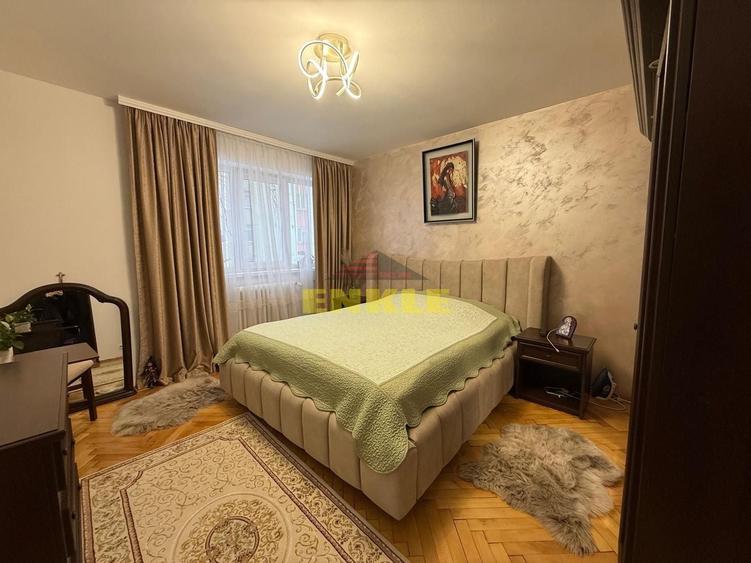 Apartament cu 2 camere decomandat în Central