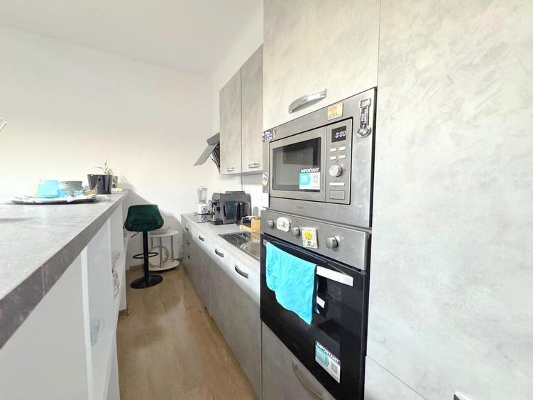 Apartament cu 2 camere decomandat, mobilat în Ultracentral
