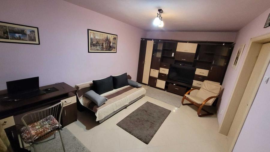 Apartament cu 2 camere decomandat în Lacul Tei