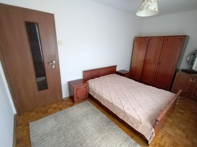 Apartament cu 4 camere, mobilat în Hipodrom 2