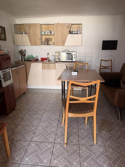 Casă cu 4 camere în Zolt
